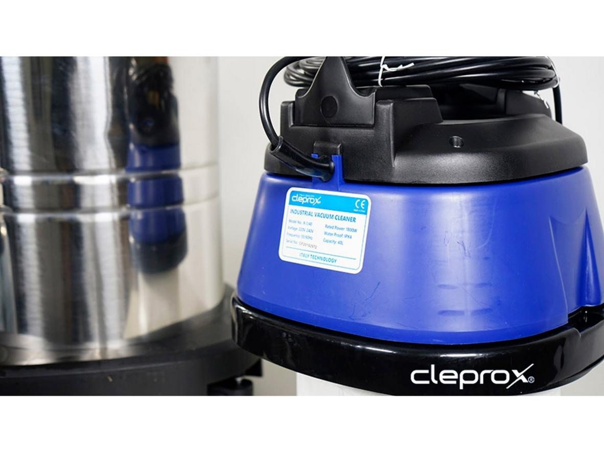 Cụm motor Italy 100% lõi đồng và bộ phụ kiện hút khô ướt của CleproX X-1/40.
