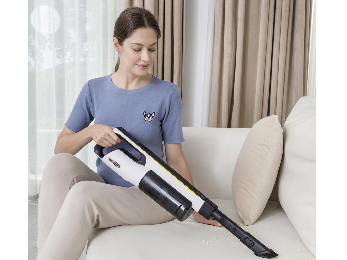 Karcher VC4 S: lực hút 15.000 Pa, pin 18V, phù hợp dọn nhanh sàn, sofa và ô tô.