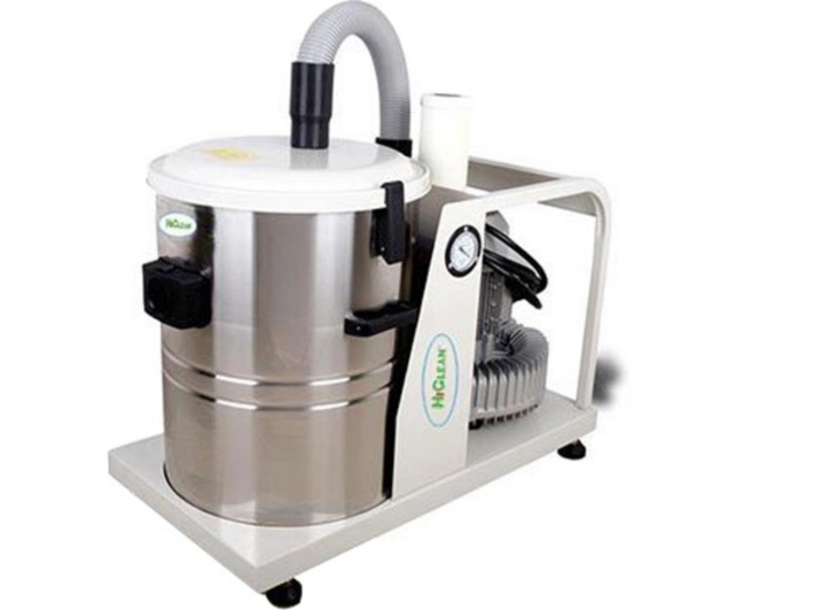 Máy hút bụi mịn chuyên dụng HiClean HC220 cho nhà xưởng vừa và kho bãi.
