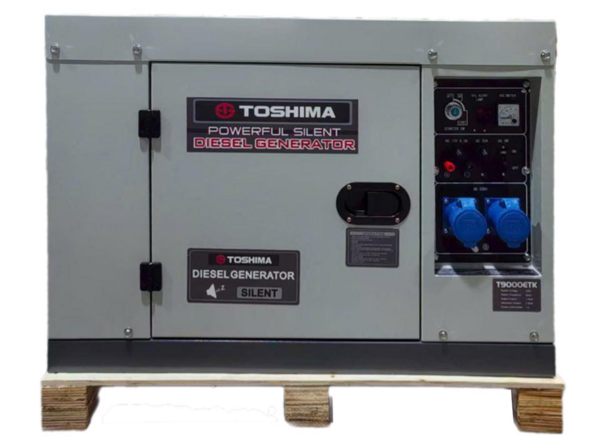 Máy phát điện chạy dầu Toshima T90ES (7KW) với thiết kế chắc chắn, phù hợp dự phòng điện 1 pha 220V.