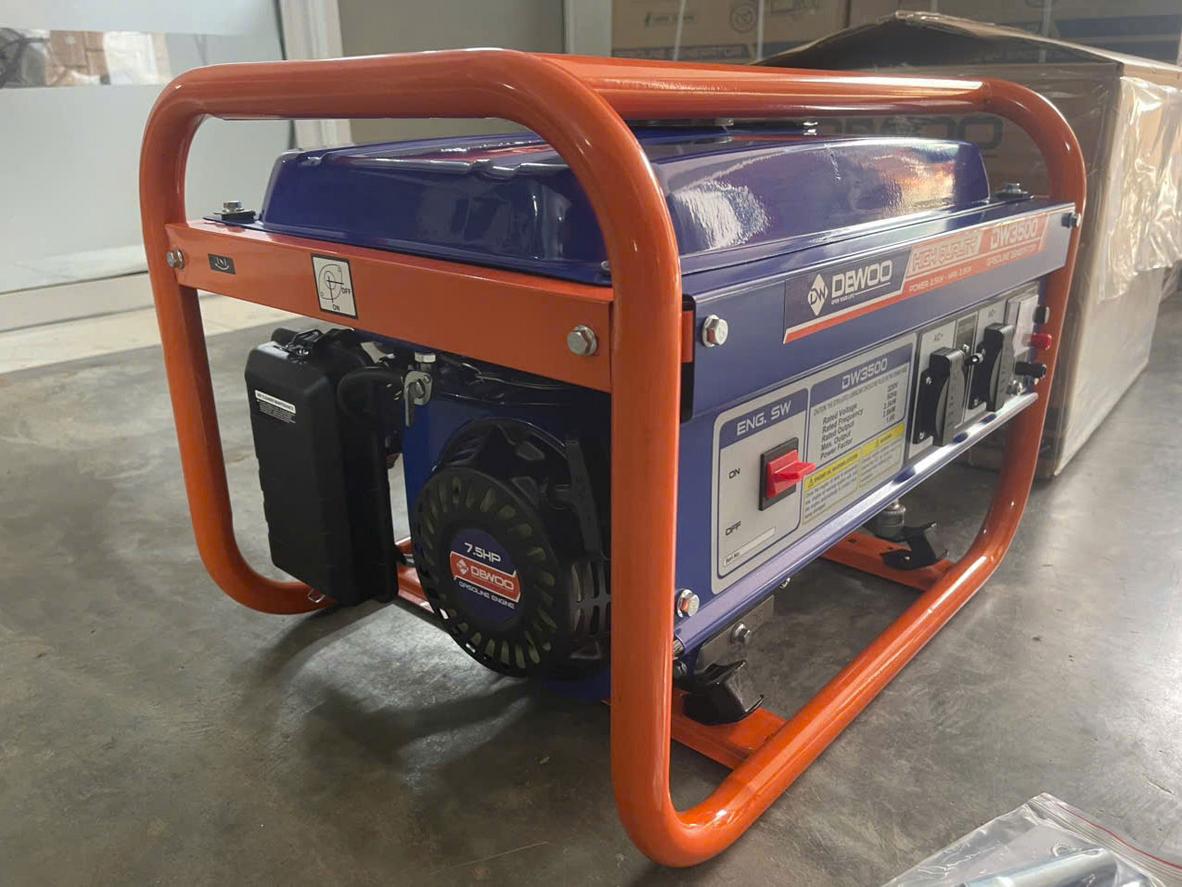 Công suất 2.0 KVA định mức, tối đa 2.2 KVA phù hợp nhóm tải điện cơ bản trong gia đình.