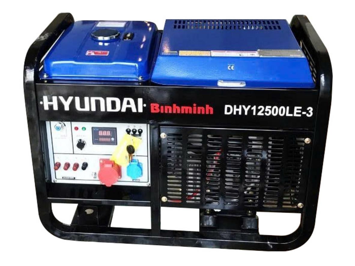 Máy phát điện 12 KVA 3 pha Hyundai DHY12500LE-3 chạy dầu diesel, phù hợp tải dự phòng ổn định.