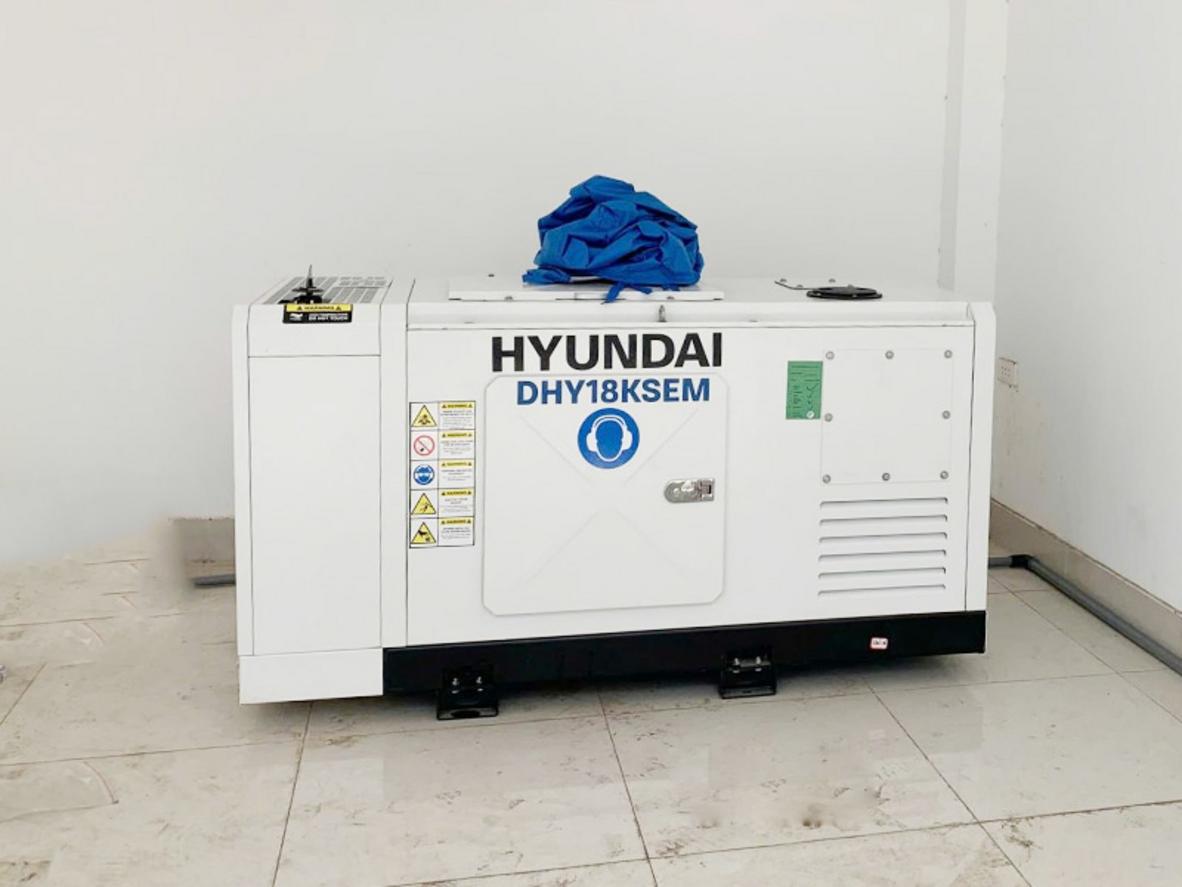 Phân tích tính năng máy phát điện Hyundai DHY18KSEm 16 kW, chạy dầu diesel ổn định.