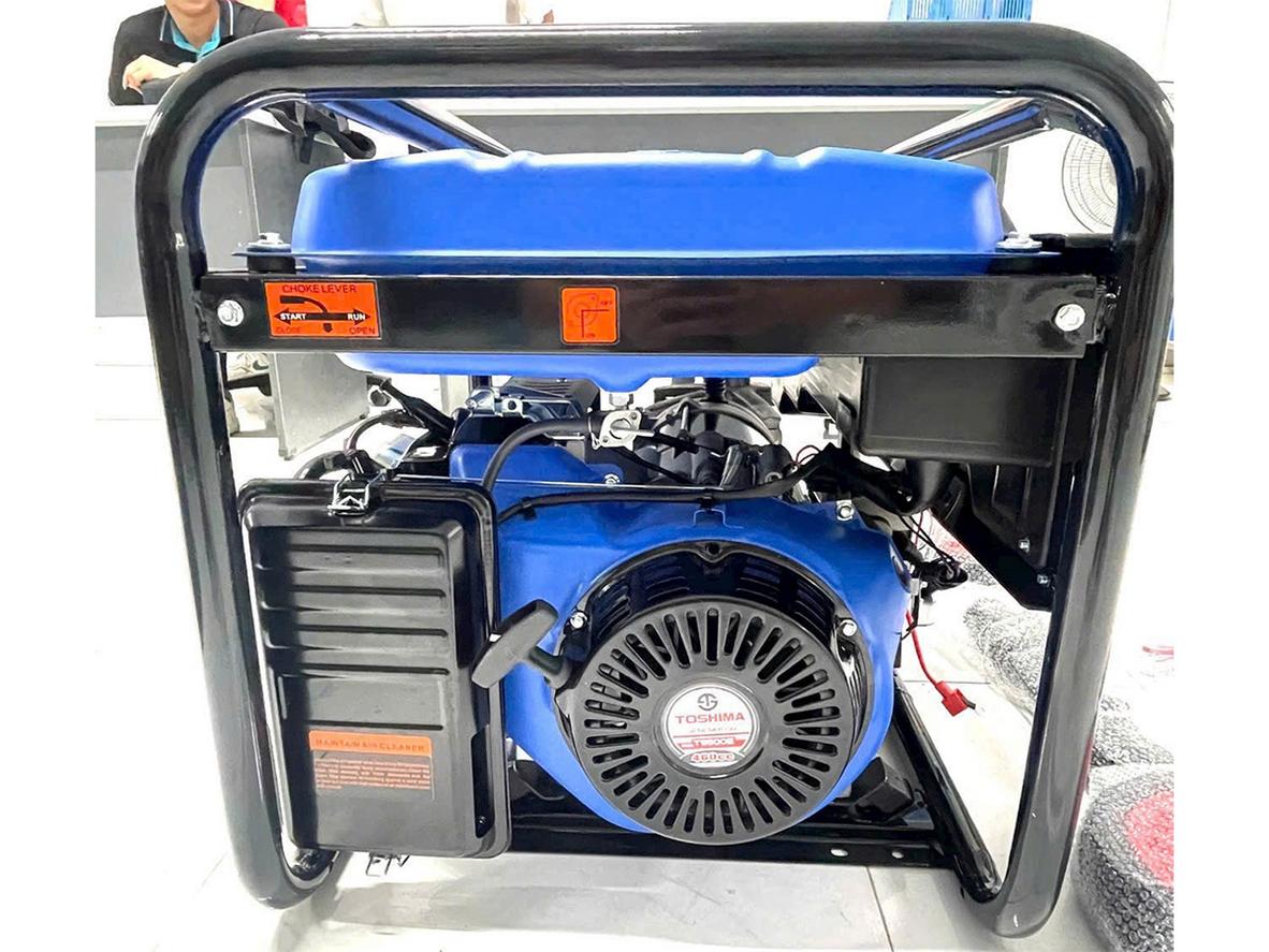 Công suất 7.000W giúp Toshima T9500E chạy nhiều thiết bị cùng lúc một cách ổn định.