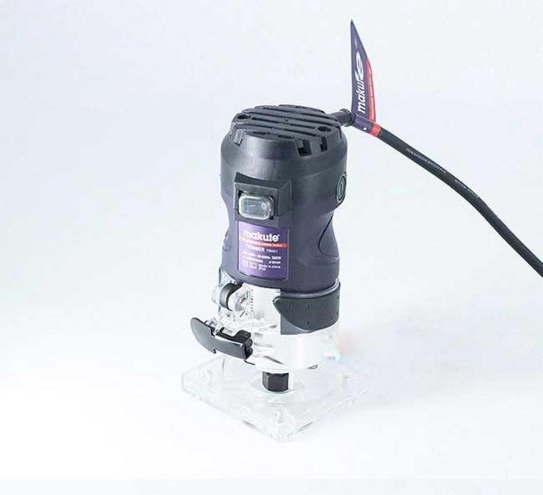 Máy phay gỗ Makute TR001-8