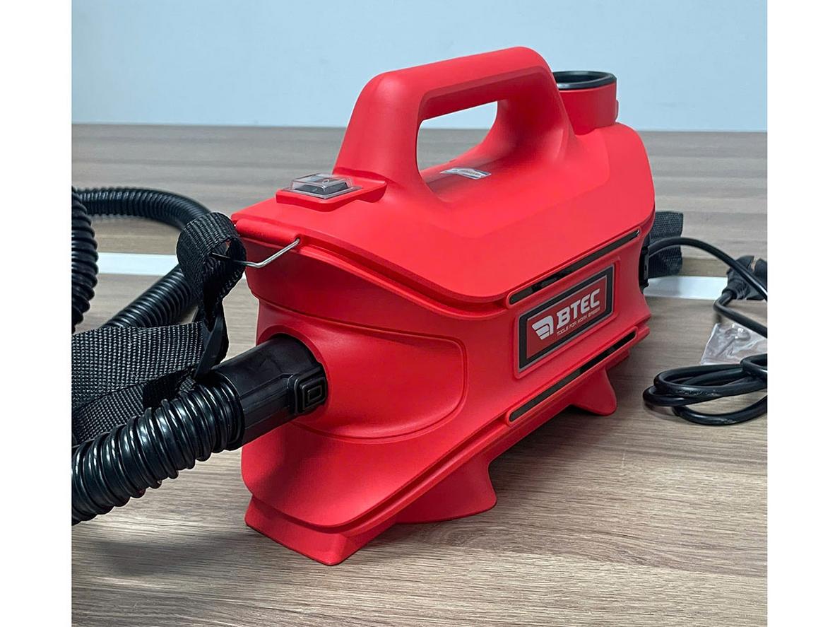 Btec BT8007 cho lớp sơn đều, đổi béc nhanh và thao tác linh hoạt.