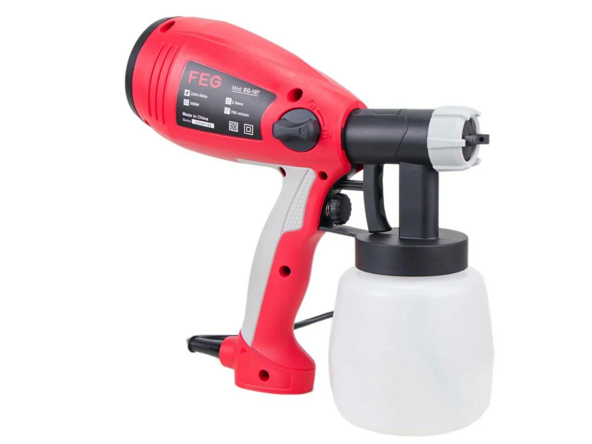 FEG EG-107 cho tia phun đều, phù hợp sơn tường, gỗ và nhựa.