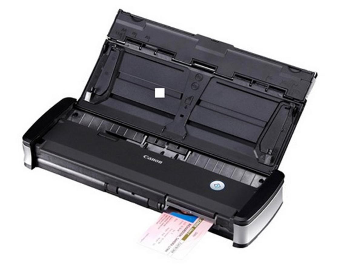 Canon P-215 II hỗ trợ quét 2 mặt tự động, phù hợp số hóa hồ sơ nhanh tại chỗ.