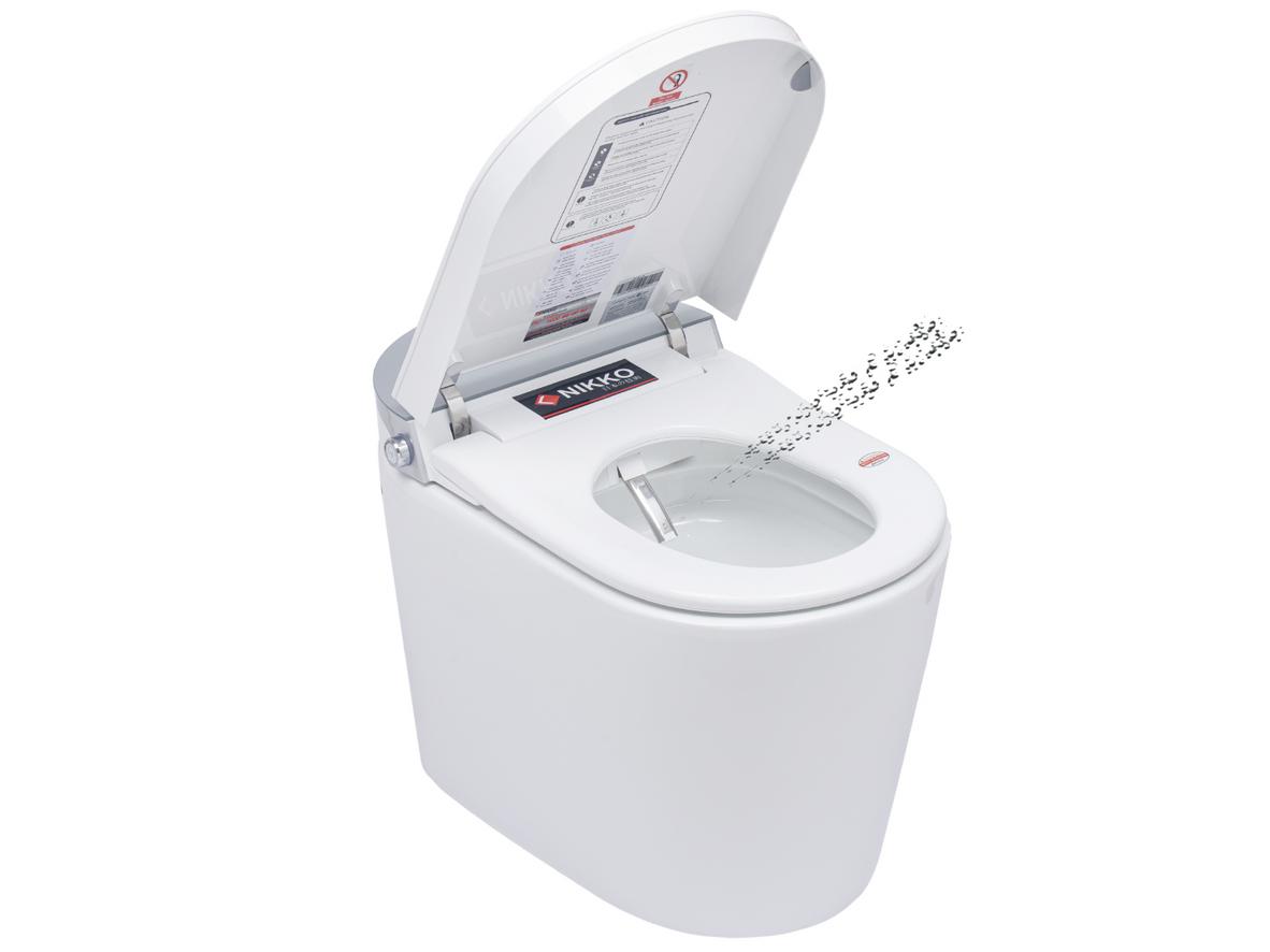 Công nghệ men sứ chống bám bẩn giúp bồn cầu sáng sạch và dễ vệ sinh hơn.