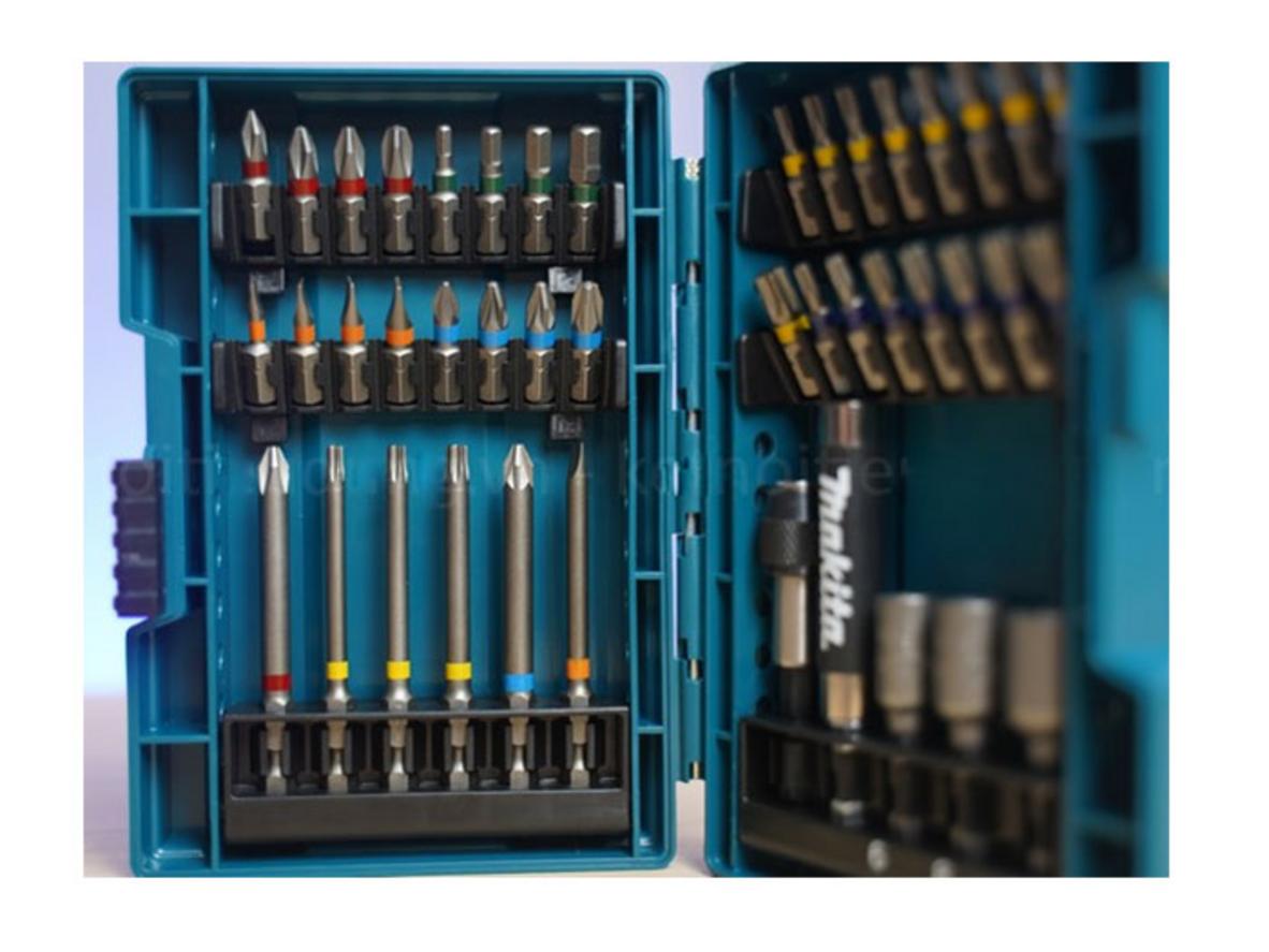 Các chuẩn đầu vít trong bộ Makita B-55697 giúp xử lý nhiều loại ốc khác nhau.