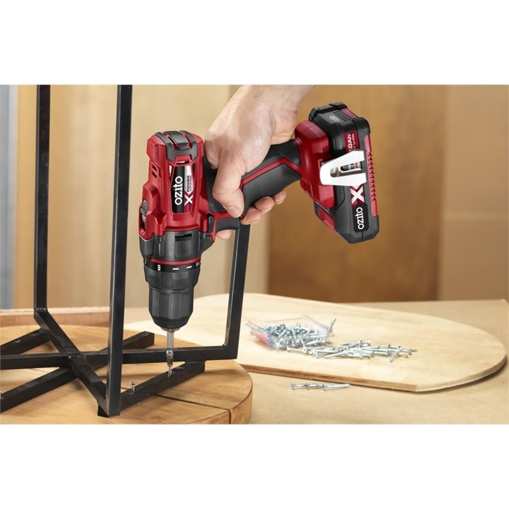 Máy bắt vít 150Nm giúp siết vít chắc, phù hợp lắp đặt nội thất và thi công nhẹ.