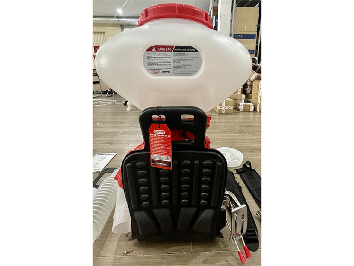 OS-43 phun xa trên 11m, hỗ trợ phủ đều tán cây và luống rộng.