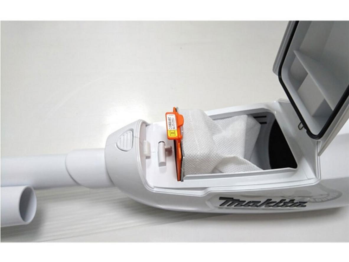 Pin Li-ion 10.8V - 12V Max giúp CL107FDSYW dùng linh hoạt, không vướng dây
