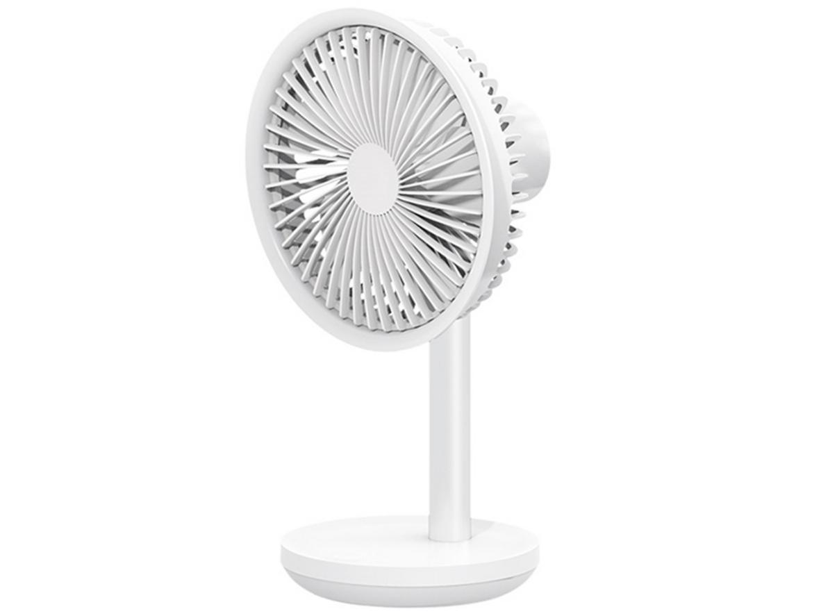 Cổng sạc Type-C giúp nạp điện tiện lợi hơn.