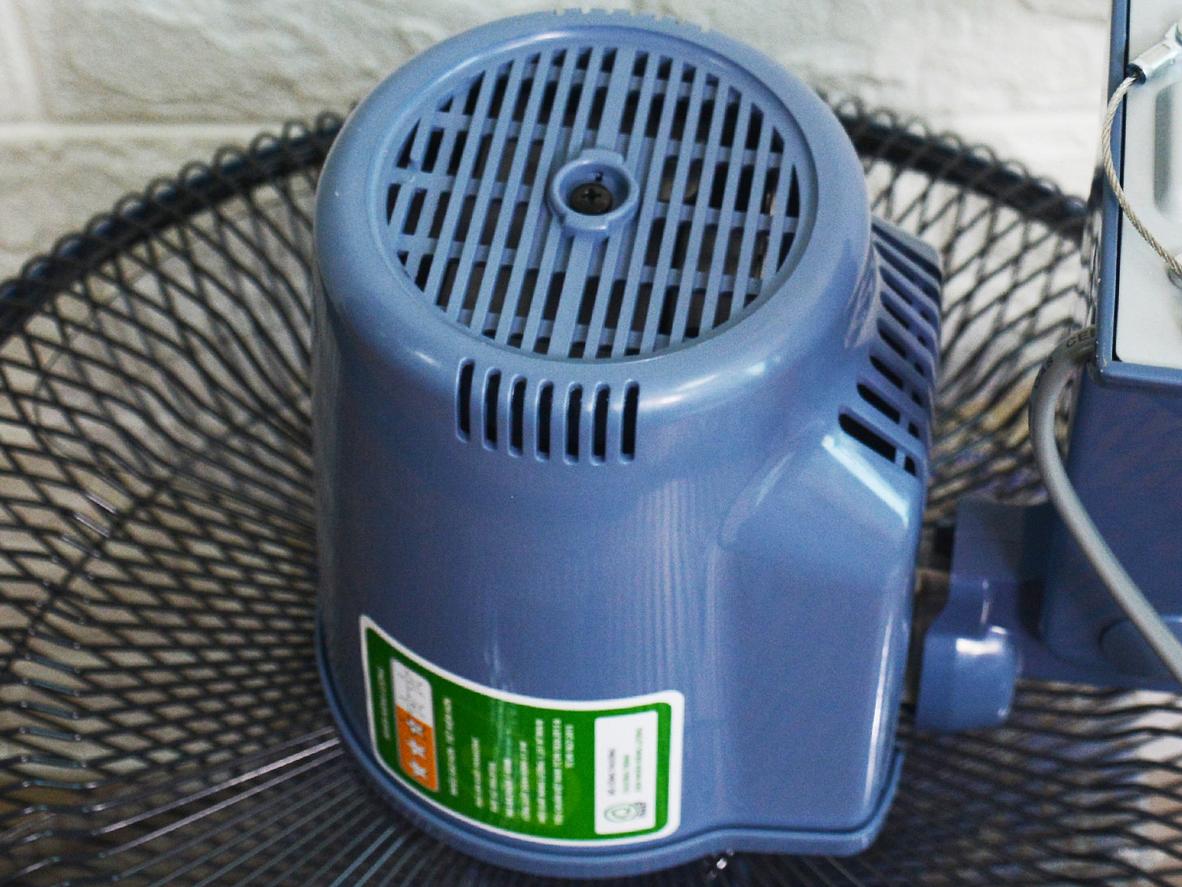Phân biệt F-409MB và F-409MG giúp chọn đúng màu và đúng phiên bản.