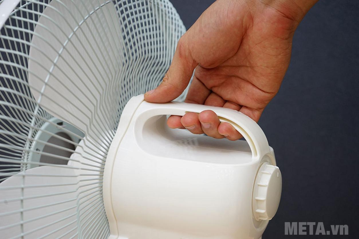 Quạt tích điện Sunhouse SH722 phù hợp làm mát dự phòng cho phòng ngủ và phòng khách nhỏ.