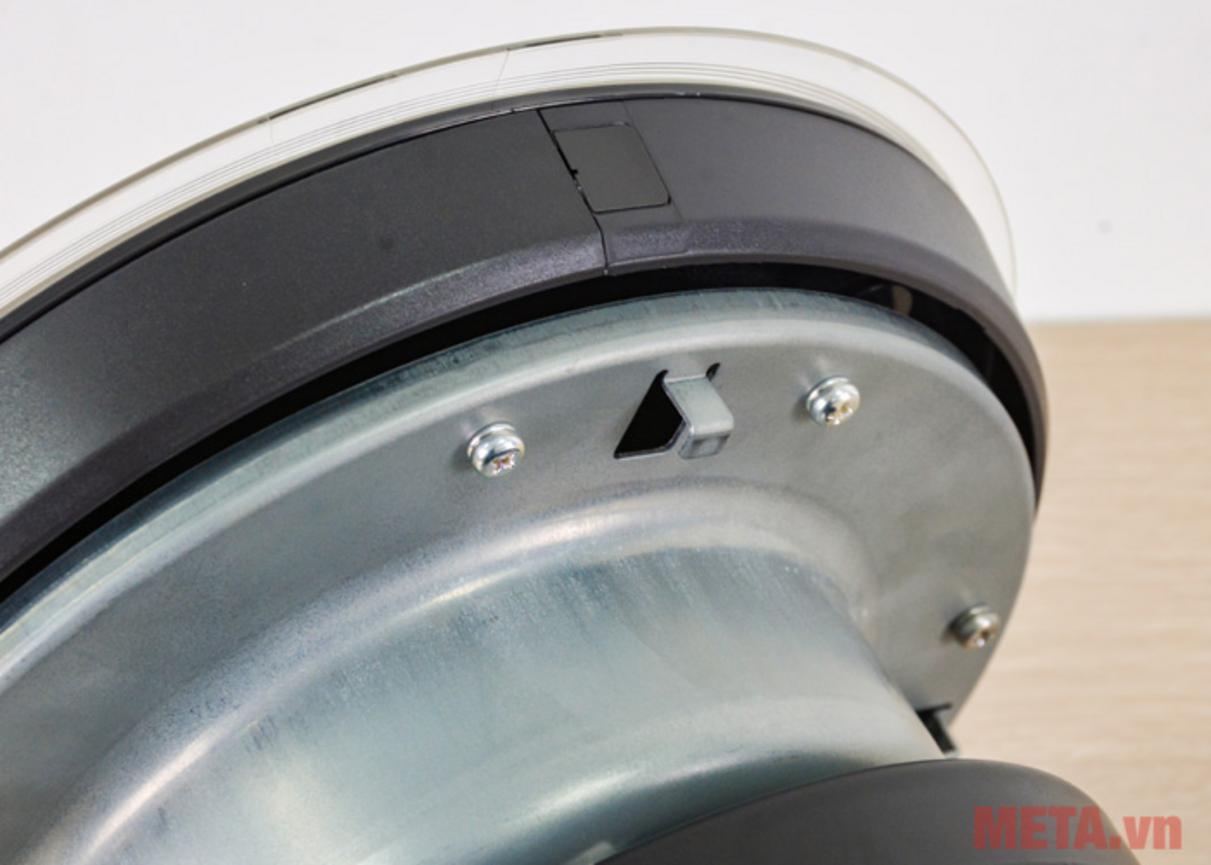 Quạt trần 4 cánh Mitsubishi C56-RW4/RA4 cho không gian rộng, êm và hiện đại.