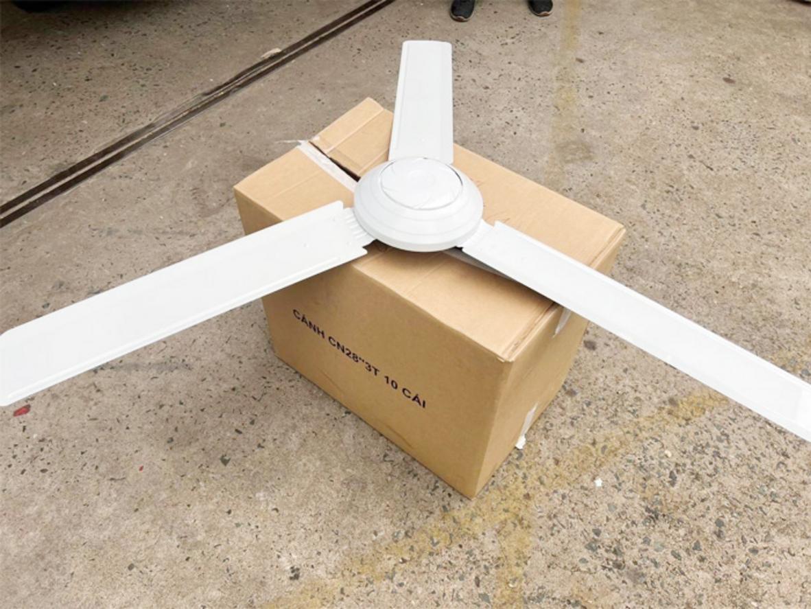 Quạt trần Ching Hai SF7168 cho không gian gia đình và cửa hàng nhỏ.