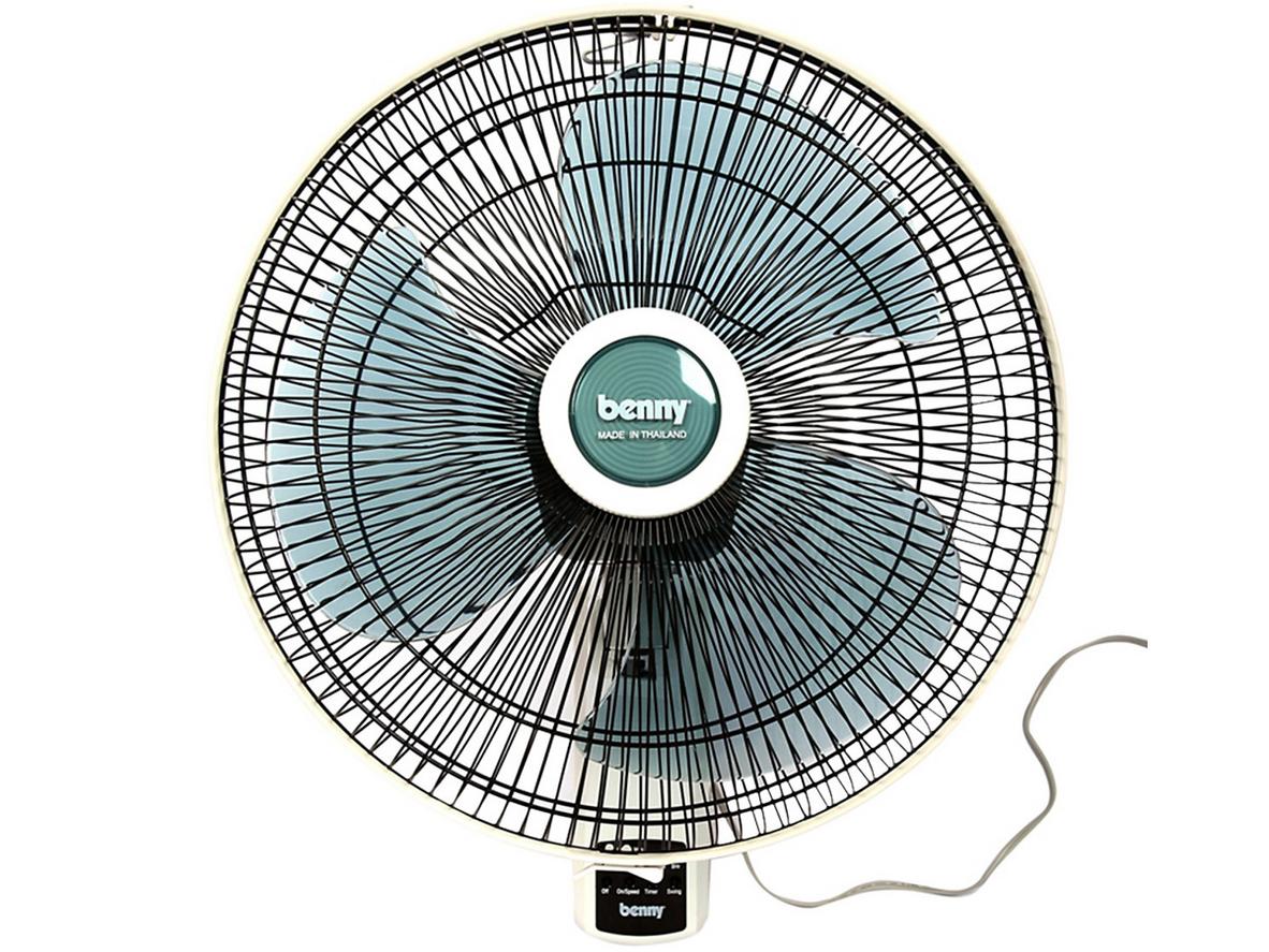 Quạt treo tường Benny BFW48T gọn, mát nhanh và tiết kiệm diện tích.