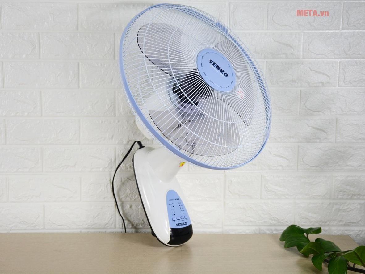 Remote và hẹn giờ 8 tiếng giúp dùng quạt ban đêm tiện hơn.