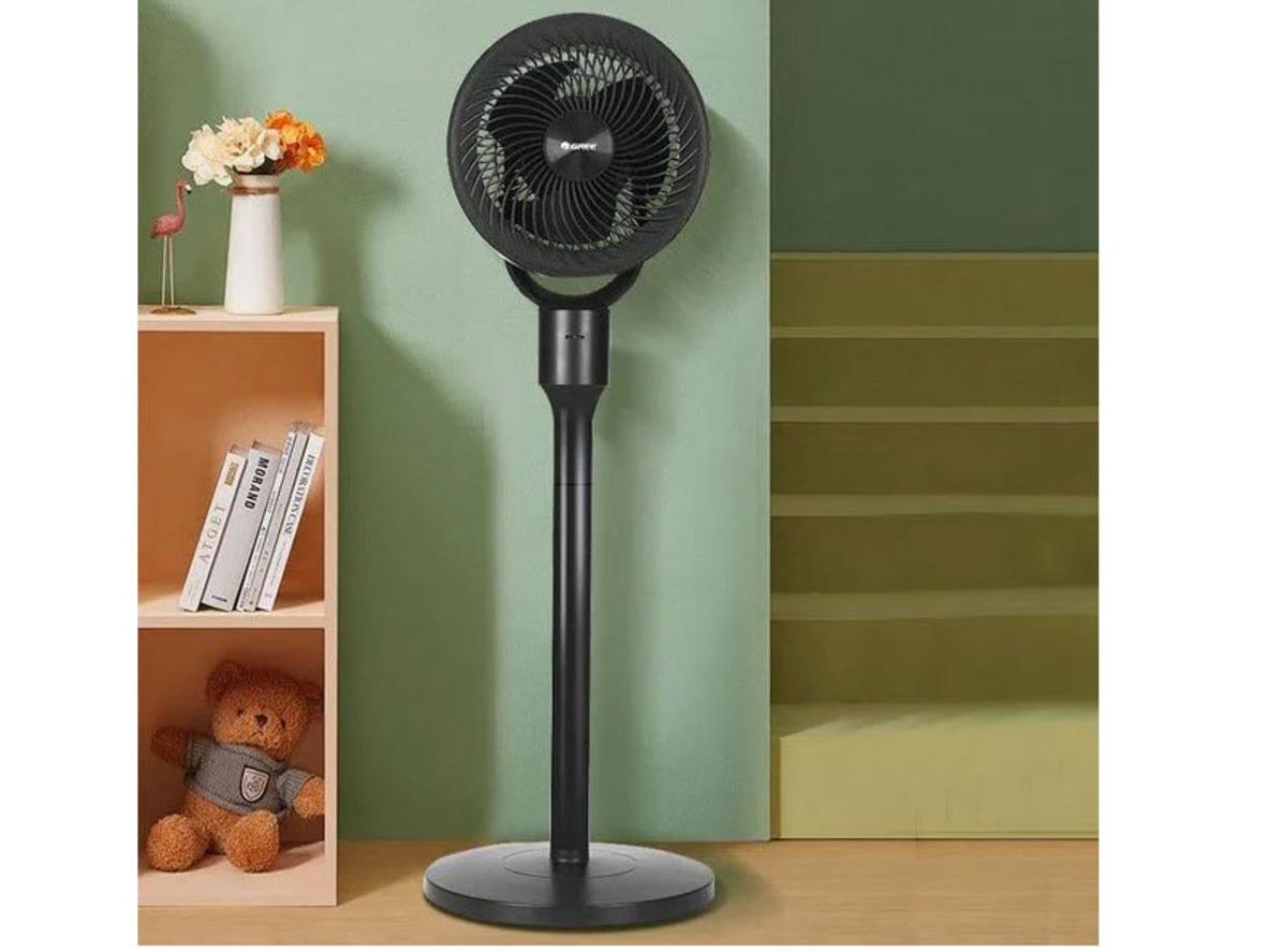 Thông số chính của Quạt tuần hoàn Gree FXDWK-1902BG3: 33W, 15 m³/phút, thổi xa 7m.