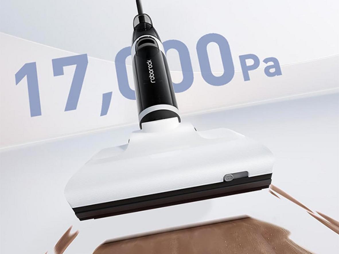 Roborock Dyad Air xử lý bụi khô và vết ướt trong một lượt dọn.