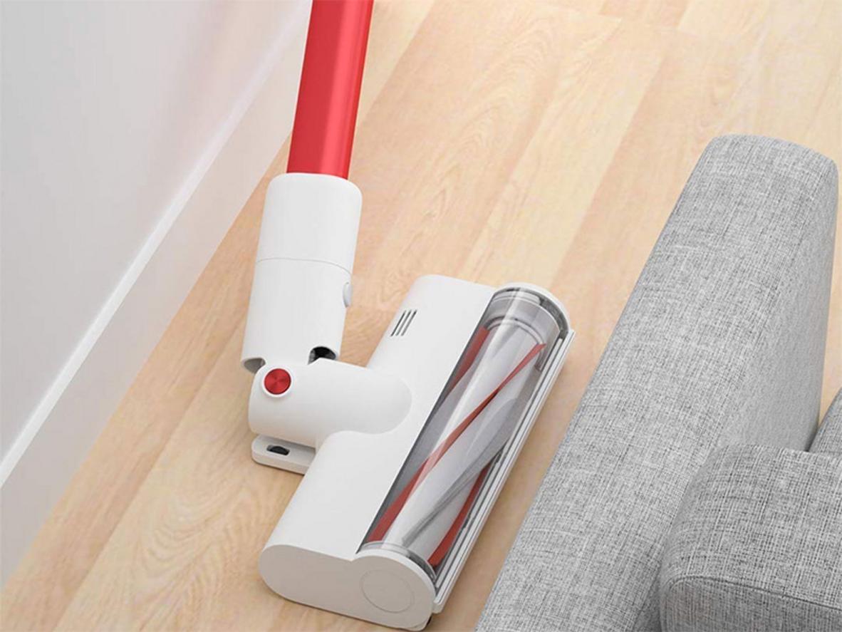Pin Li-ion 2.200 mAh cho thời gian hoạt động tới 50 phút.