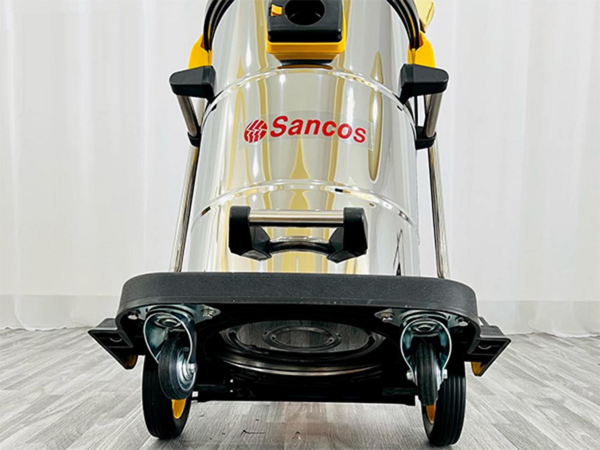 Công suất 2400W và áp lực hút 2100mmH2O giúp Sancos 3239W làm sạch nhanh hơn.