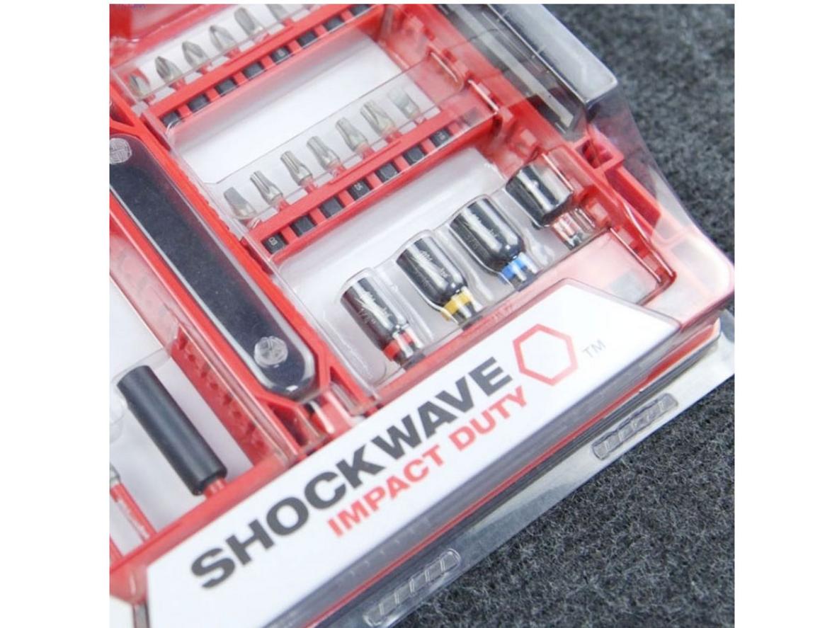 Shockzone™ giúp giảm gãy mũi khi siết lực cao.