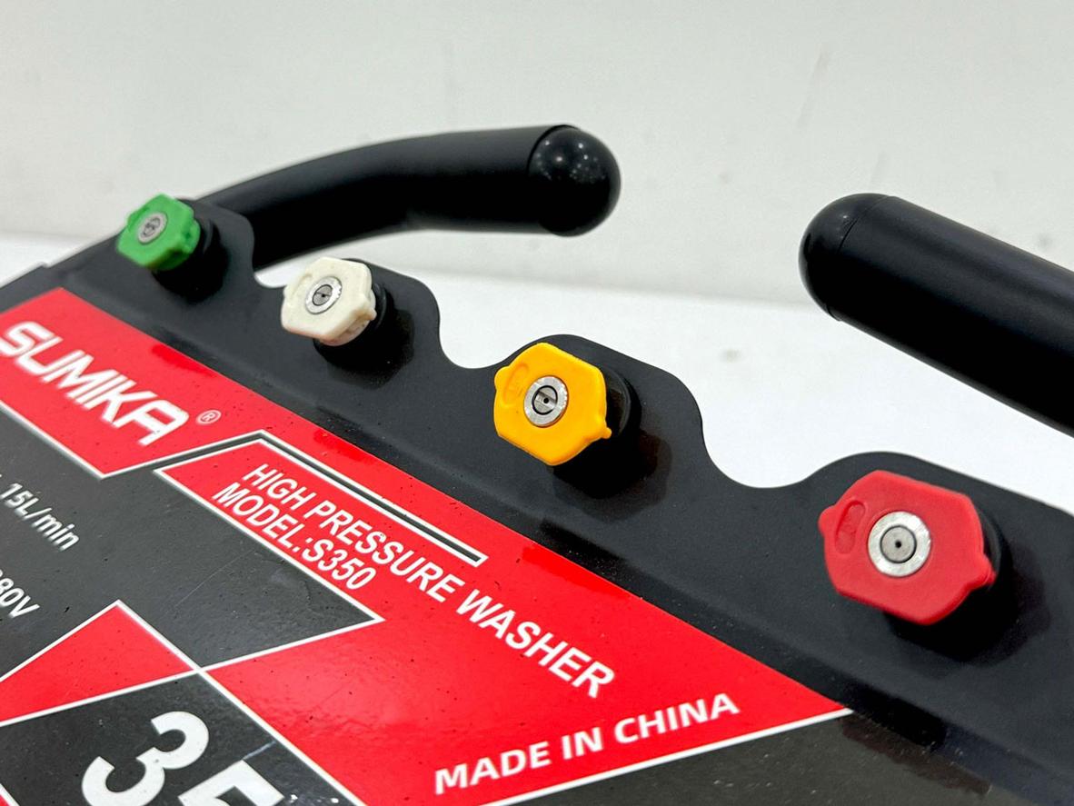 Mô tơ từ 11kW giúp Sumika S350 vận hành mạnh và ổn định.