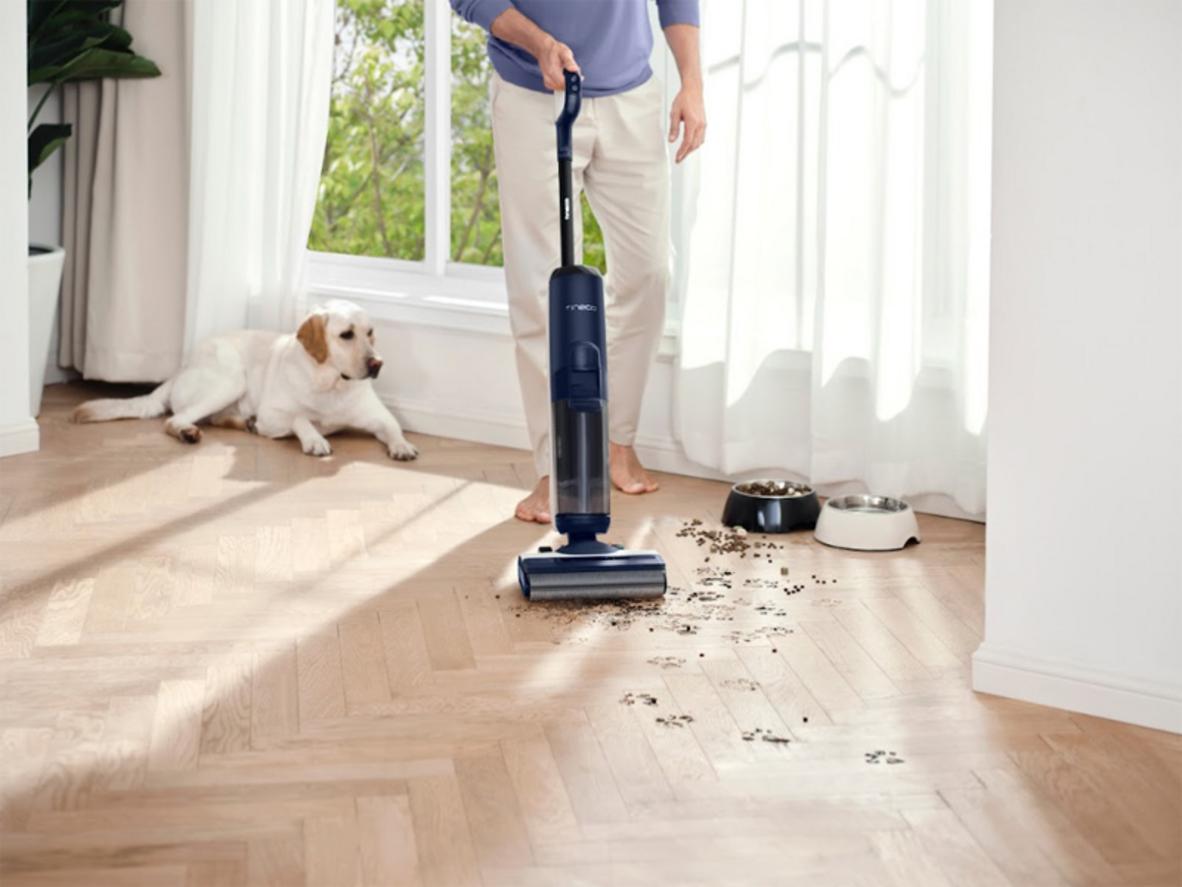 Thiết kế không dây, mô tơ không chổi than giúp dọn nhà gọn và linh hoạt.