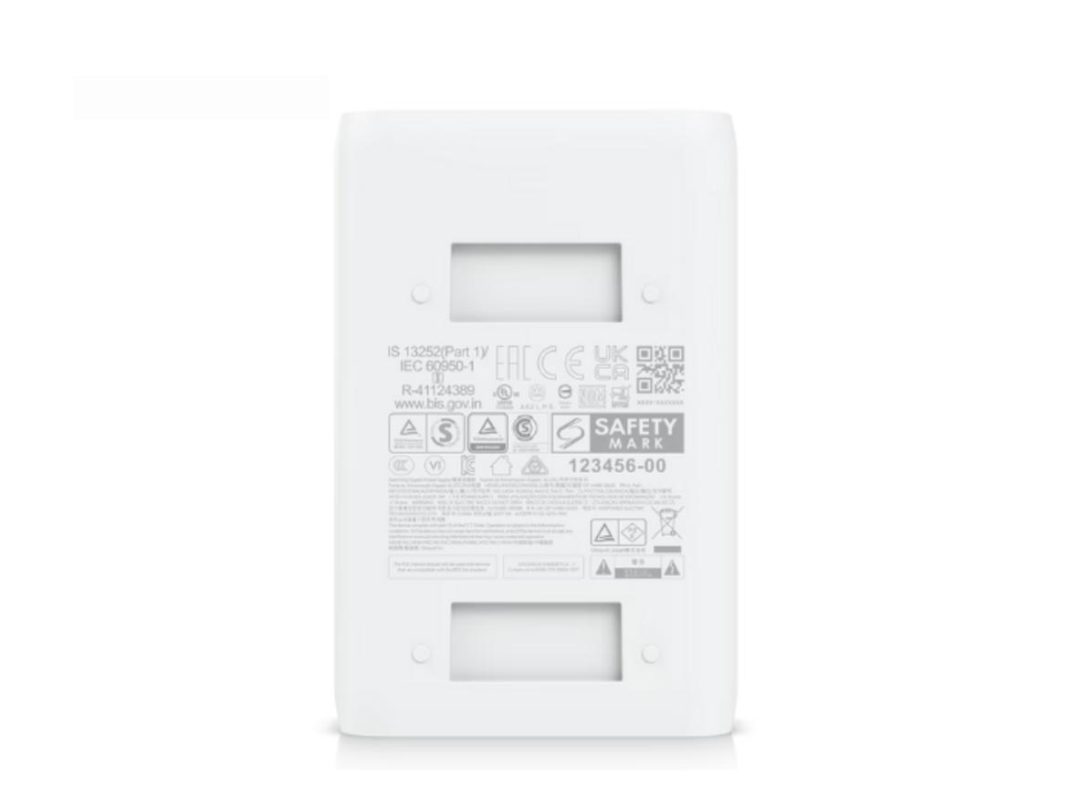 U-PoE-AT chuẩn PoE+ 802.3at, công suất 30W cho thiết bị UniFi tải cao.