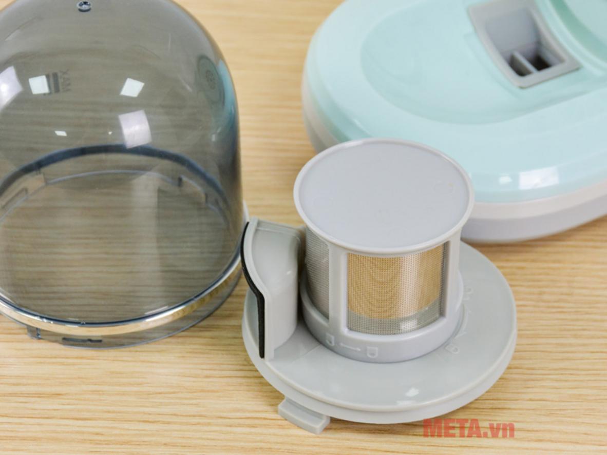UNIE UMV62 có thân máy kim loại và nhựa, màu xanh bạc, dùng điện ổn định.