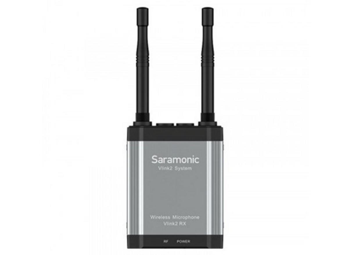 Băng tần 2.4GHz giúp Saramonic Vlink2 Kit 1 triển khai nhanh cho vlog và phỏng vấn.