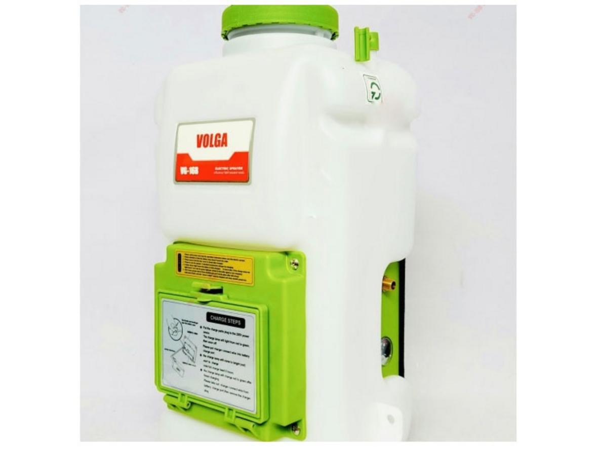 Ắc quy 12V 8Ah cho thời gian hoạt động khoảng 6-8 giờ sau khi sạc đầy.